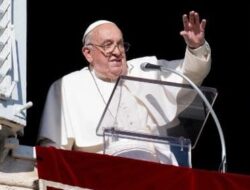 Paus Fransiskus: Gereja Bukan Soal Mayoritas, Tapi Umat Allah yang Berjalan Bersama