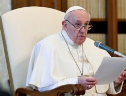 Paus Fransiskus: Lepaskan Semua Beban, Rasakan Kasih Tuhan yang Tak Bersyarat