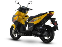 Keren Parah! Honda Vario 160 Terbaru Pakai Warna Kuning, Harganya di Luar Dugaan