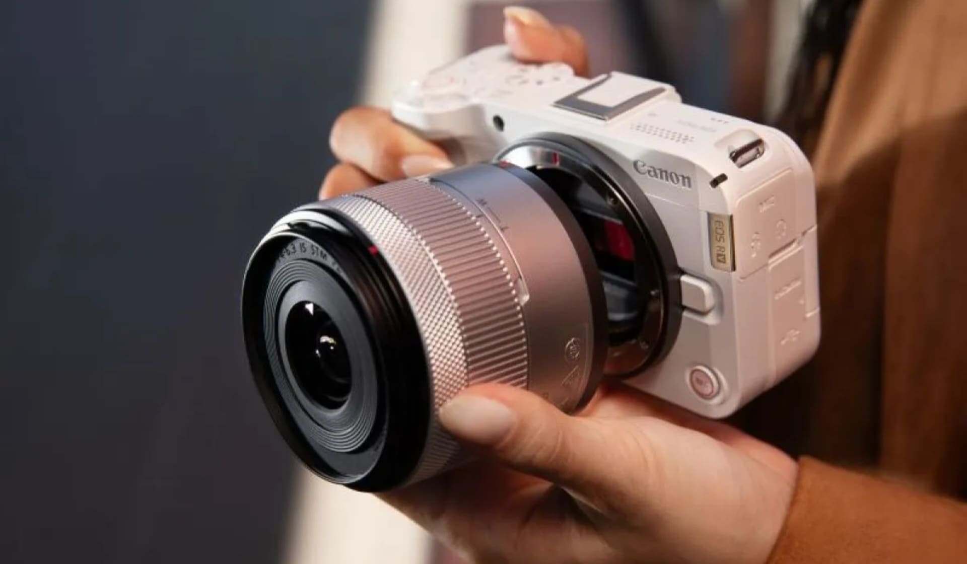 Tampilan kamera Canon EOS R50 V. (ANTARA/HO-Canon)