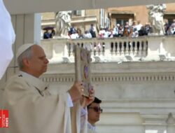 Paus Leo XIV Serukan Dunia Bersatu: Saatnya Mengasihi, Bukan Membenci