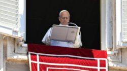 Paus saat Angelus. (Tenaers/Vatican News)