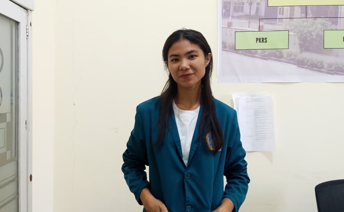 Kristiani Aurista Awang, mahasiswi Program Studi Administrasi Rumah Sakit Universitas Stella Maris (Unmaris) Sumba. (Tenaers/Yanto Tena)