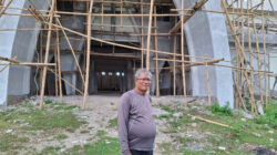 Pastor Paroki Sta Maria Asumpta HombaKaripit, Pater Bernardus Bili Ngongo CSsR. (Tenaers/Maksi Tena)