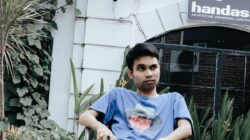 Yulius Adi Papa, S.Gz