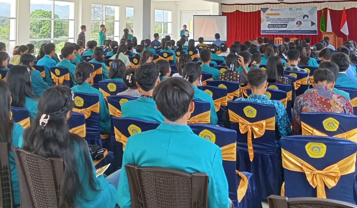 Kuliah Tamu Stella Maris Sumba Bahas Mutu Layanan Kesehatan di Era Digital