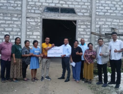 Dulu Hanya Anyaman Bambu, Kini Jadi Gedung Permanen! Gereja di Sumba Ini Dapat Berkat Natal dari BRIKasih