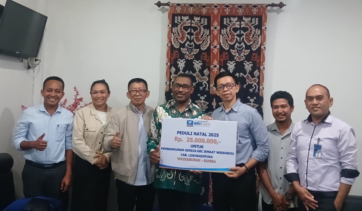 Natal Makin Berkah! Yayasan BRIKasih Bantu Pembangunan GBI Rock Jemaat Weekarou Rp25 Juta