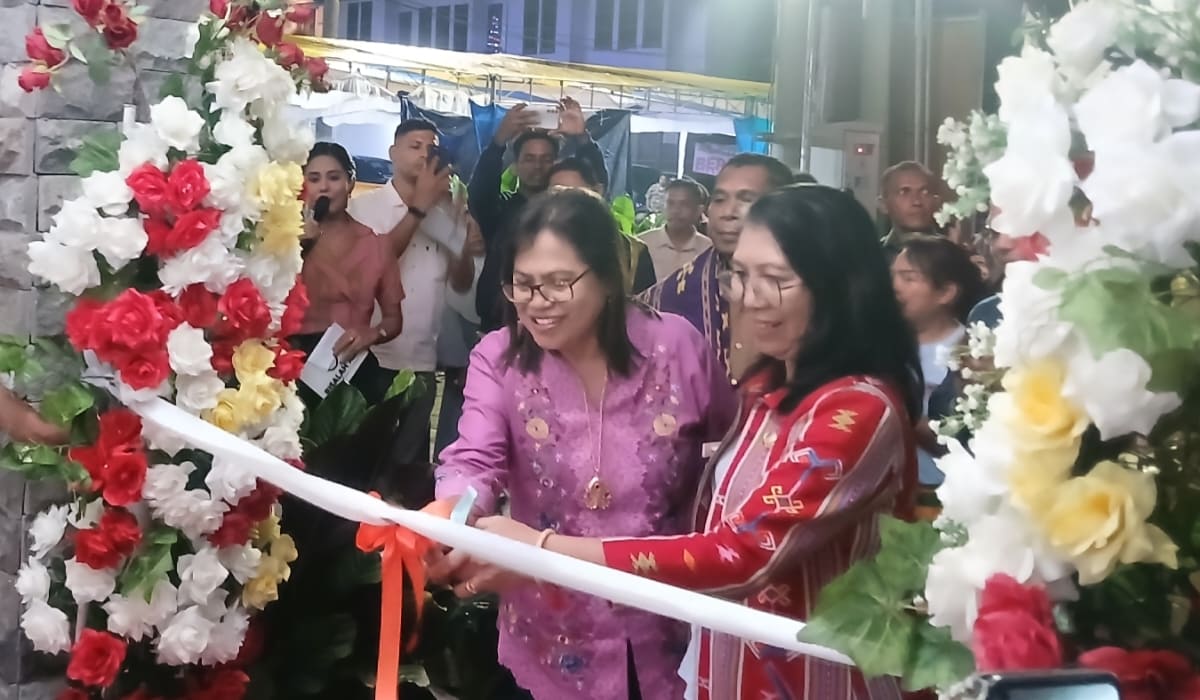 NTT Mart Diresmikan, UMKM Sumba Barat Dapat Pasar Baru, Ini Pesan Tegas Gubernur NTT