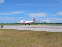 Batik Air Resmi Mendarat di Bandara Lede Kalumbang Tambolaka
