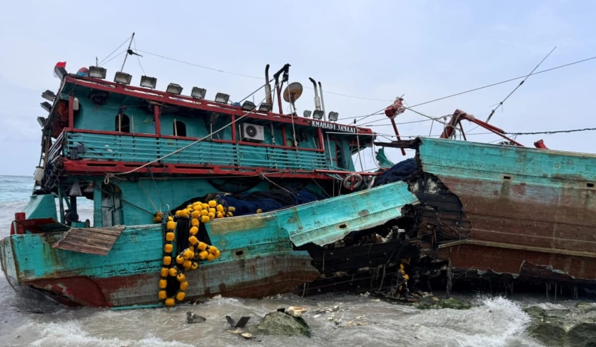 Terungkap! Ini Alasan KM Abadi Jaya A1 Terdampar di Perairan Selatan Sumba