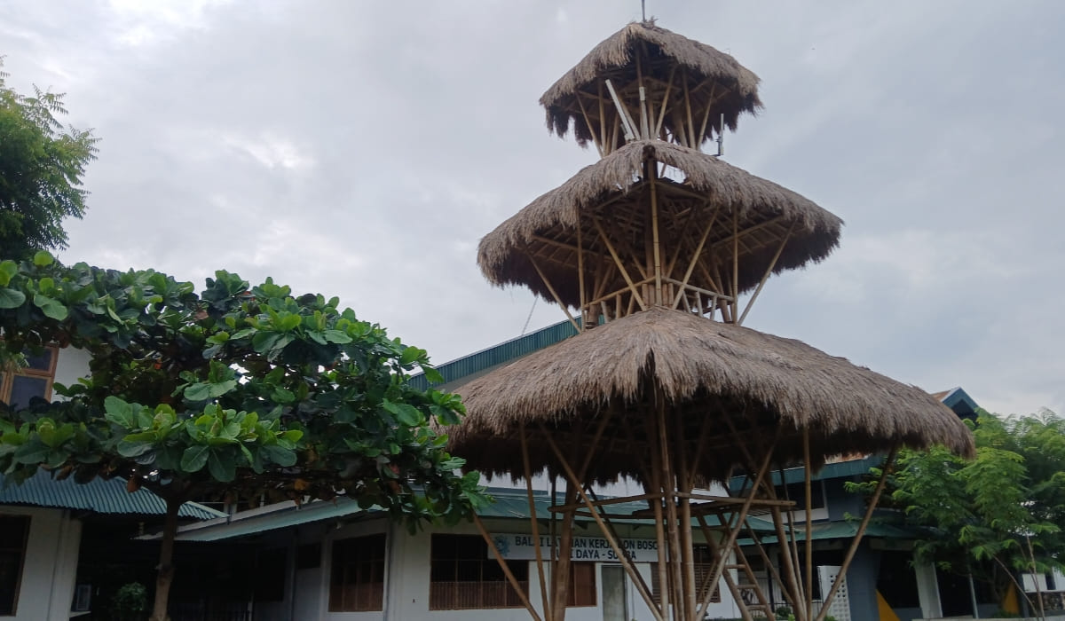 Dari Bambu Jadi Akses Digital, Menara Internet Ini Kini Berdiri di BLK Don Bosco Sumba