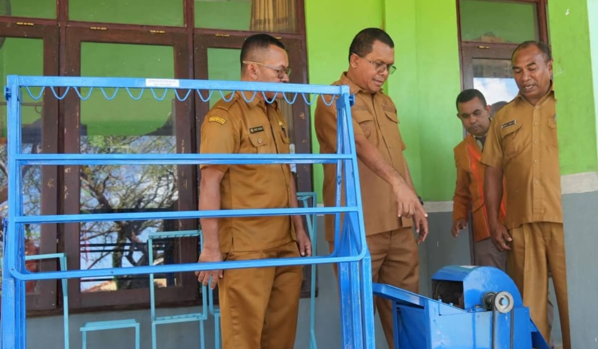 NTT Mart Resmi Diluncurkan! Gubernur Melki: Sekolah Wajib Punya Produk Unggulan Sendiri