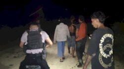 Heboh di Bawah Jembatan! Duel Remaja di Tambolaka Dibubarkan Polisi, Parang Ikut Diamankan