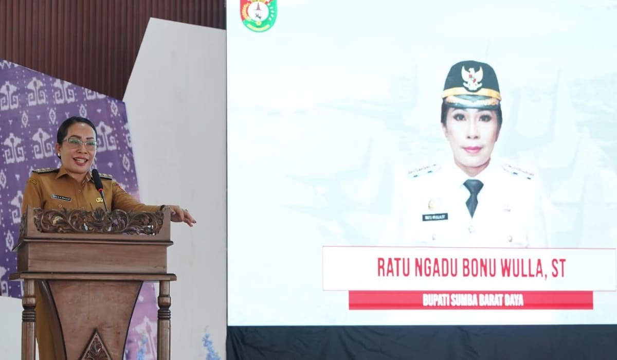 Bupati SBD, Ratu Ngadu Bonu Wulla